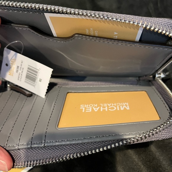 Brand New with tags MICHAEL Michael Kors Gray Wallet - Picture 4 of 5